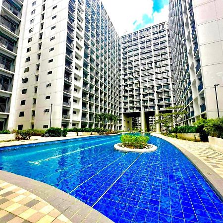 Resort Style Condo Walkable To Mall Of Asia Pasay Exterior photo